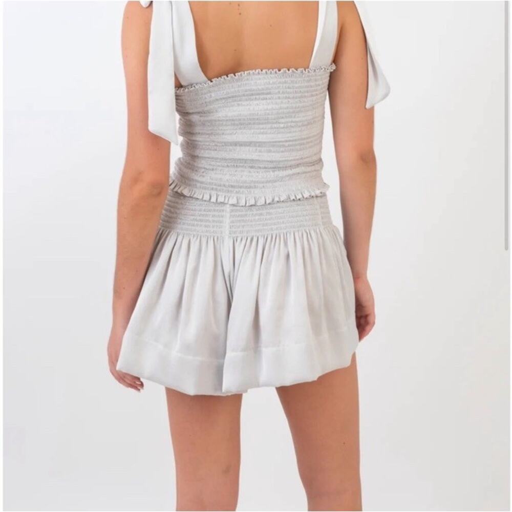 KOCH Erica Shorts Women's Size Small Skirt Skort Pleated Silver Gray Pull On - Picture 2 of 10